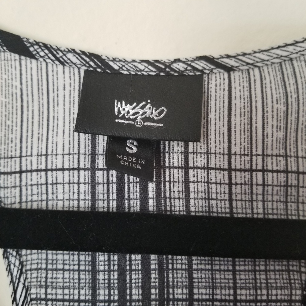 Mossimo Racerback Tanktop - Picture 4 of 7